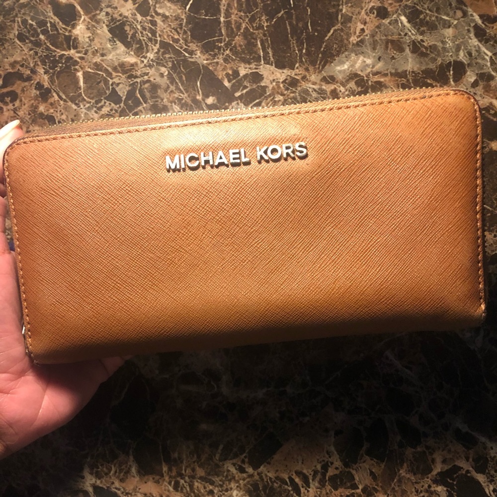 Michael Kors wallet